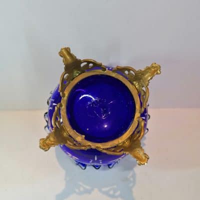 vue de dessous du Vase verre émaillé bleu cobalt | Epoque XIXème | brocante | Castres | brocante en ligne | vintage French Art